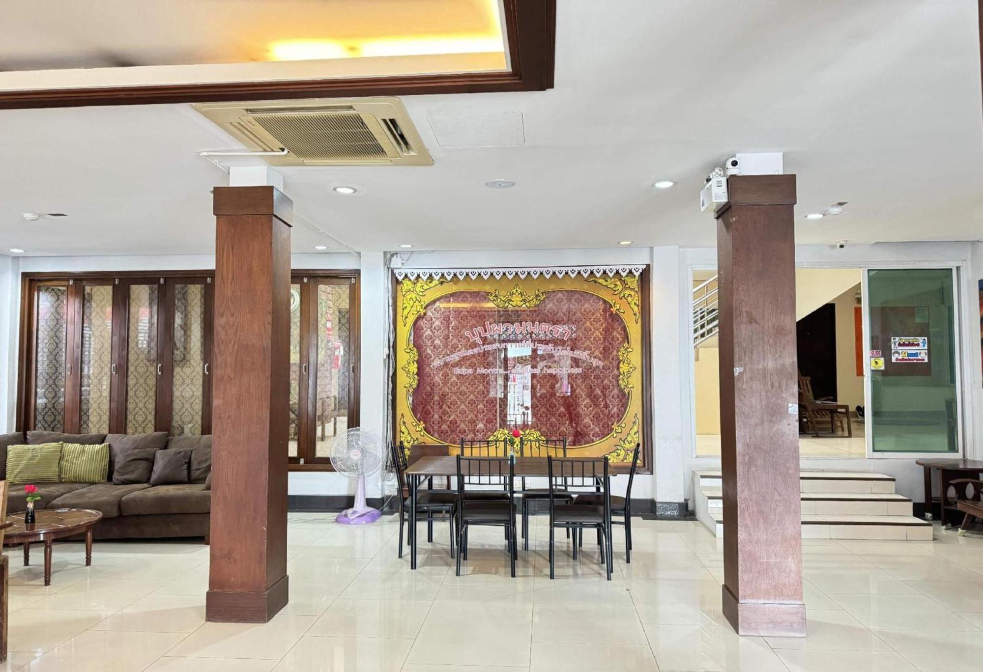 Collection O Bupamontra Chiangmai Hotel Chiang Mai Luaran gambar
